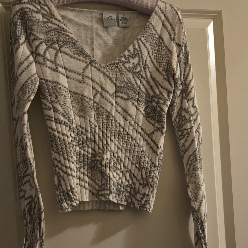 Armani Exchange Cream and Gray V-Neck Sweater